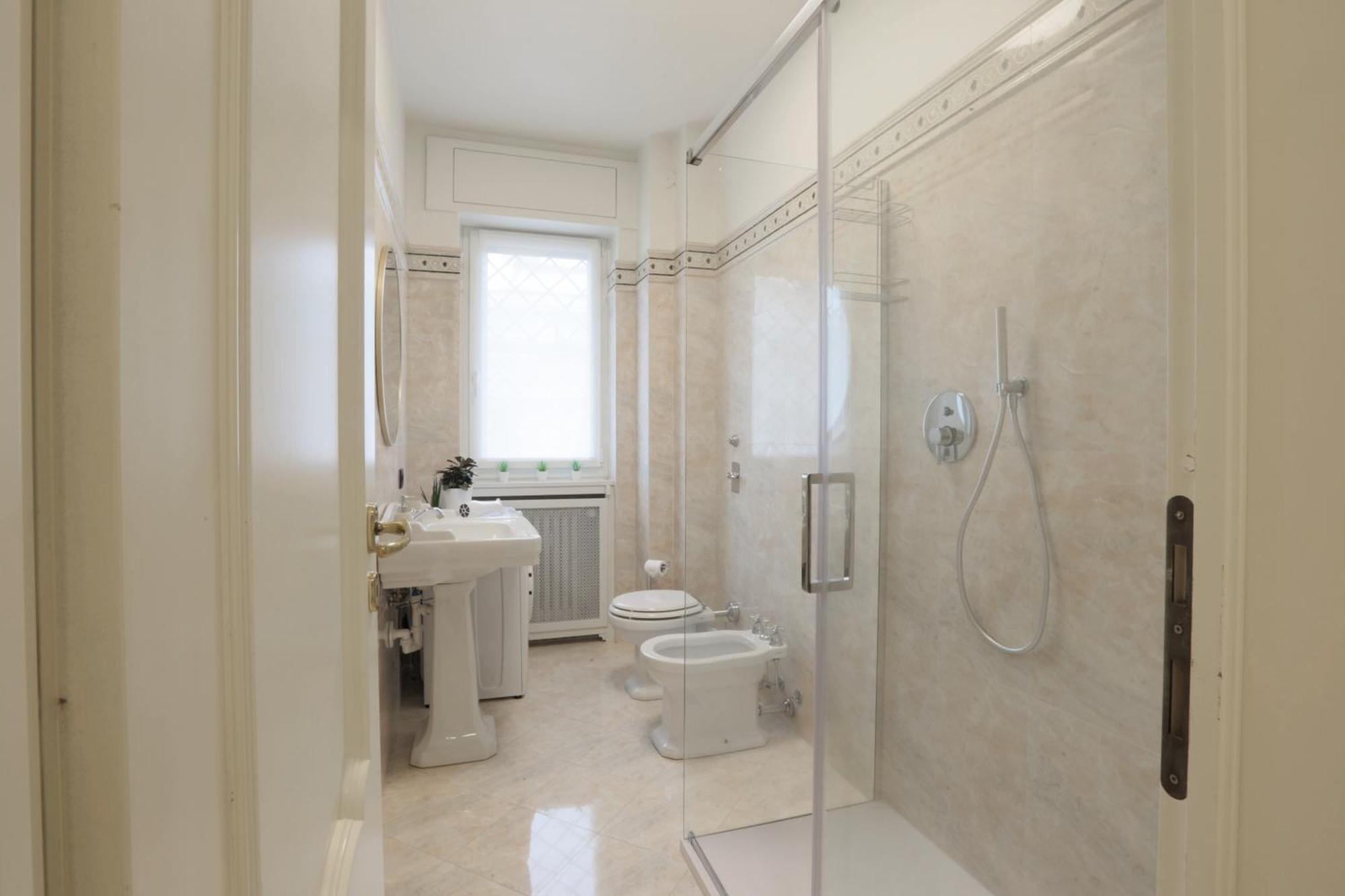 New Modern Flat 10 Minutes Walk From Central Station 밀라노 외부 사진