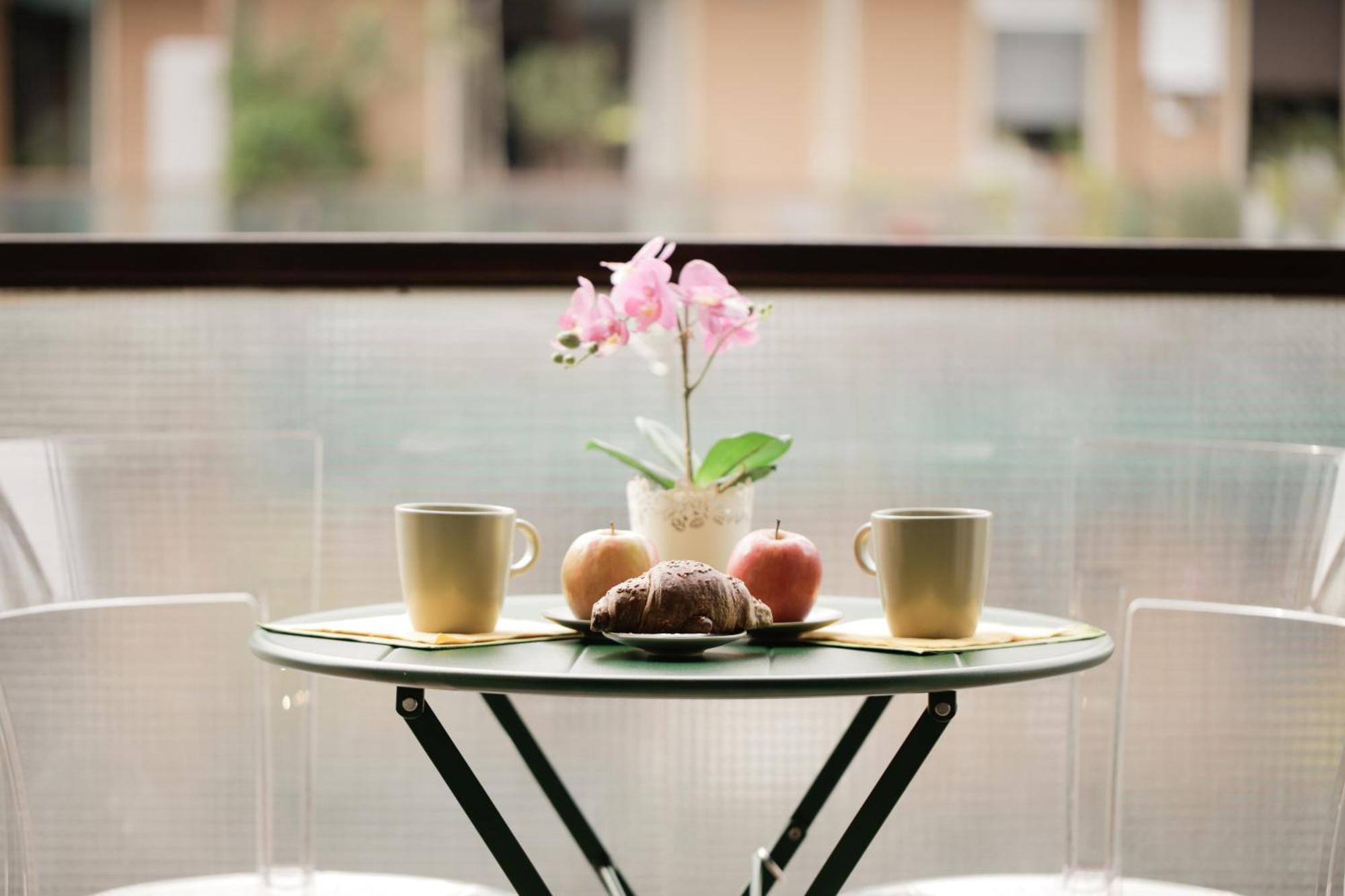 New Modern Flat 10 Minutes Walk From Central Station 밀라노 외부 사진