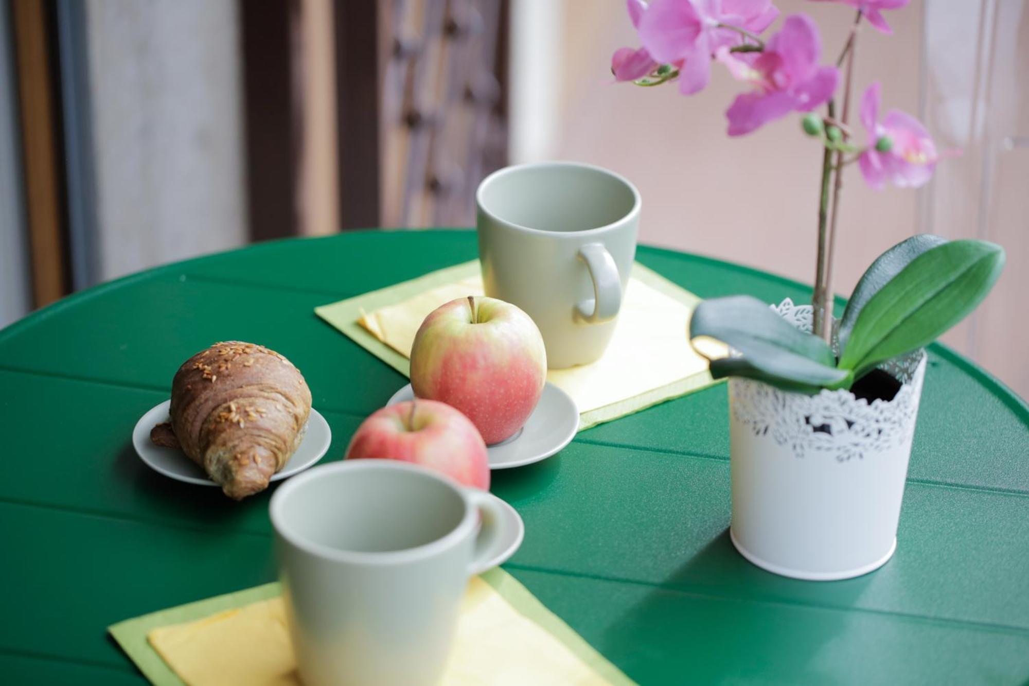 New Modern Flat 10 Minutes Walk From Central Station 밀라노 외부 사진